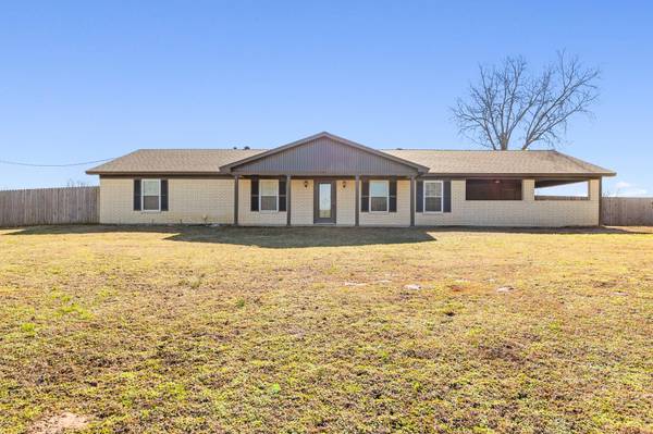 1165 Mackey Road N, Longview, TX 75645