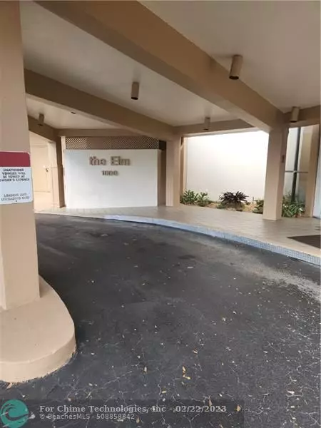 Pembroke Pines, FL 33026,1000 Saint Charles  #703