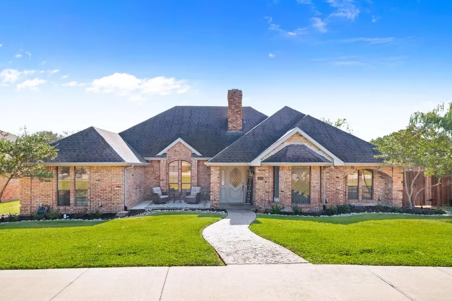 1014 Seminary Ridge, Garland, TX 75043