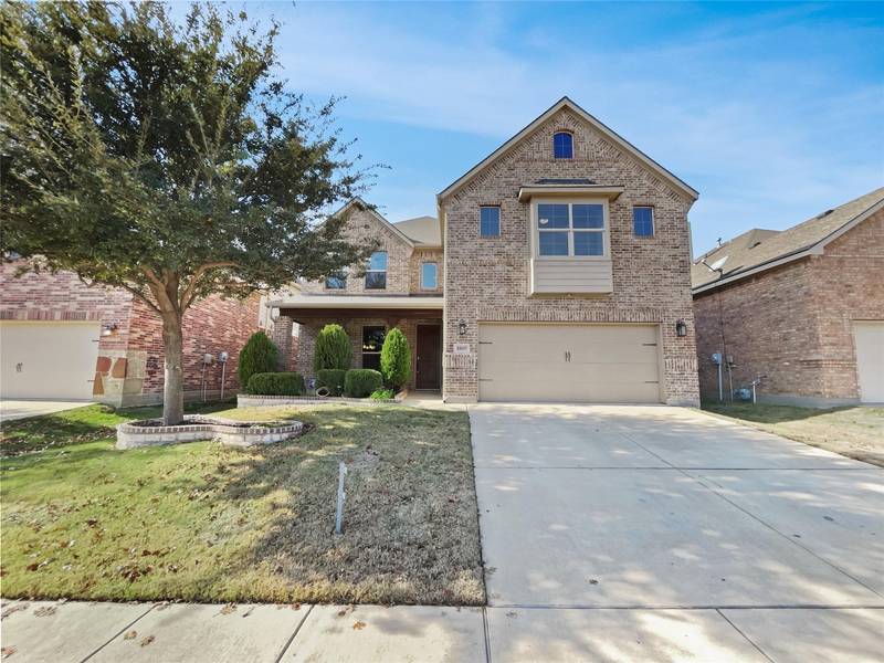 8805 Devonshire Drive, Fort Worth, TX 76131