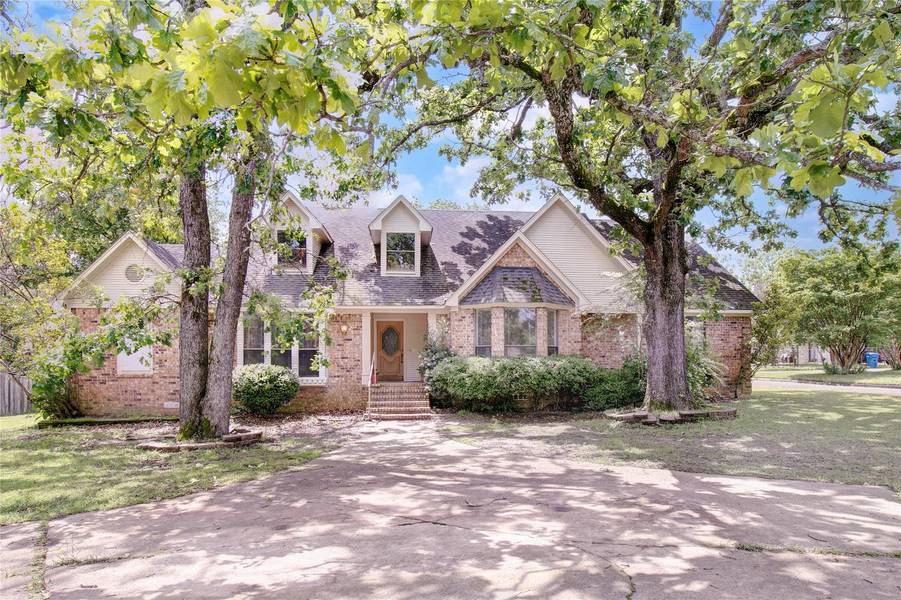 602 Brookwood, Mount Pleasant, TX 75455