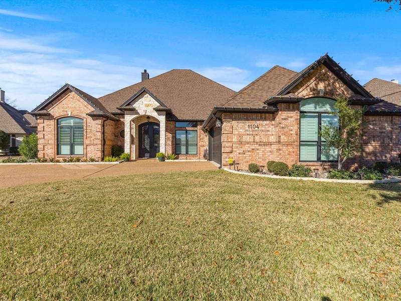 1104 Mallard Court, Granbury, TX 76048