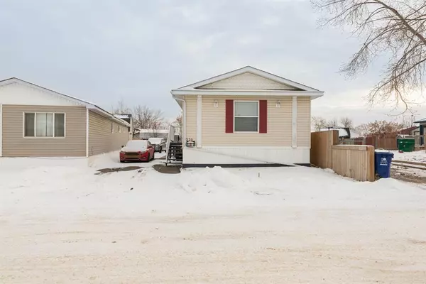 Fort Mcmurray, AB T9H 2M6,220 Grenfell CRES