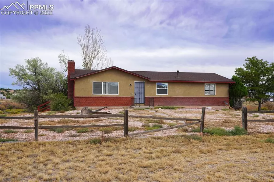 1783 W Chimazo PLZ, Pueblo West, CO 81007