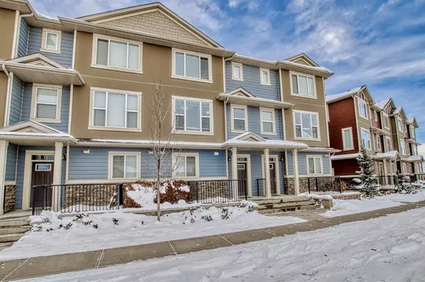 Calgary, AB T3K 0Z4,163 Panatella SQ NW