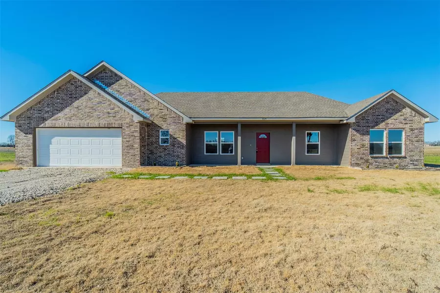 804 Rs County Road 1430, Point, TX 75472