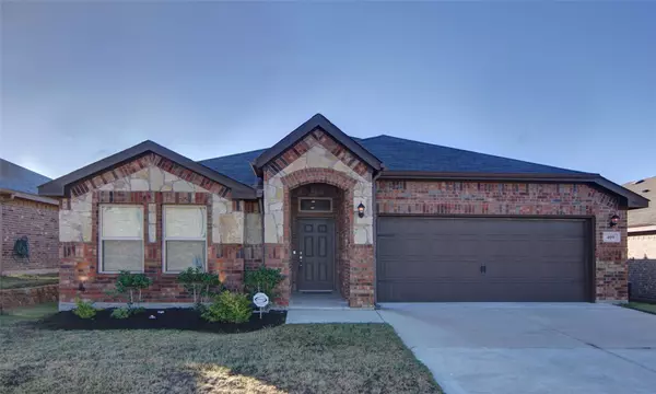 409 Bishopgate Court, Fort Worth, TX 76036