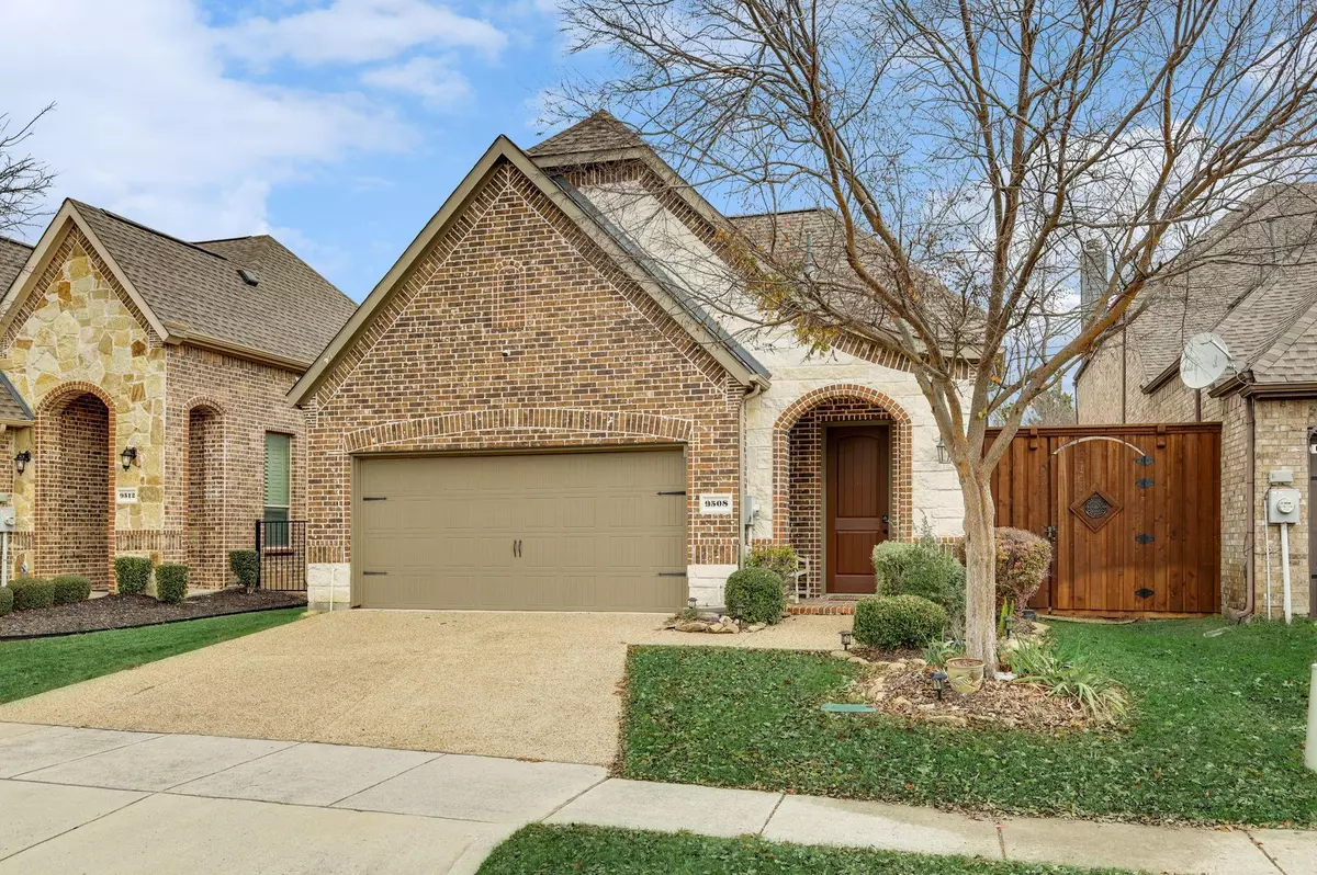 Mckinney, TX 75072,9508 National Pines Drive