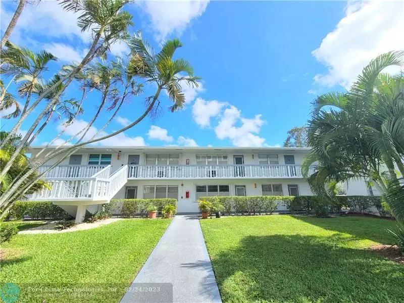 Deerfield Beach, FL 33442,123 Harwood J  #123