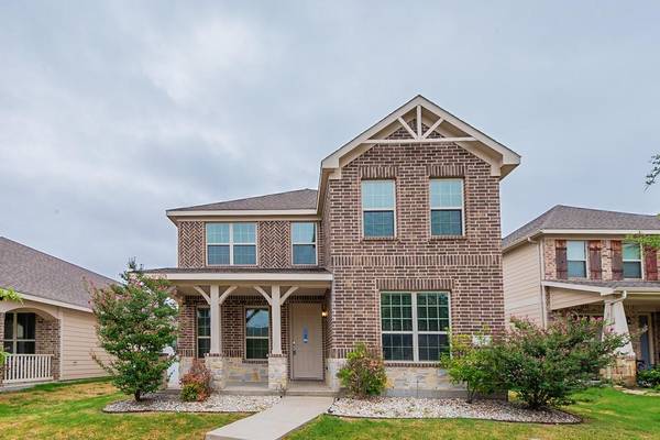 728 Whitemarsh Drive, Aubrey, TX 76227