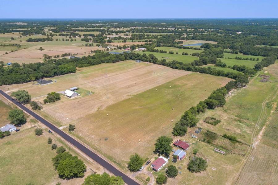 3135 VZ County Road 1110, Grand Saline, TX 75140