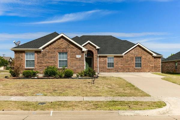 6401 Morning Dew Drive, Midlothian, TX 76065