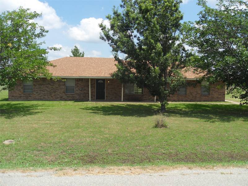 332 Meadows Estate Street, Tom Bean, TX 75491