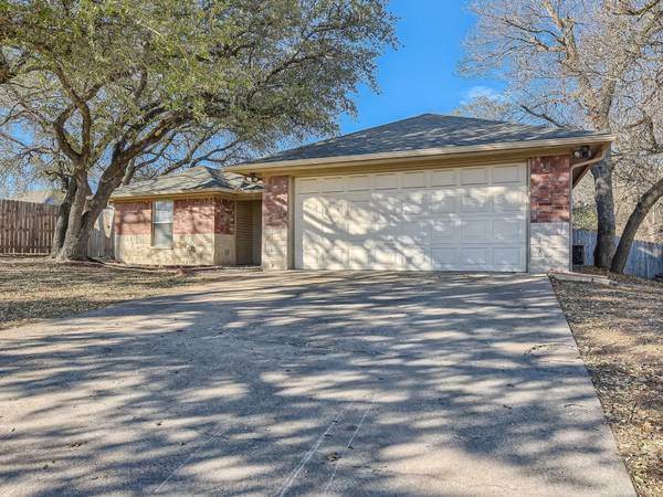 1001 Tremont Street, Weatherford, TX 76086