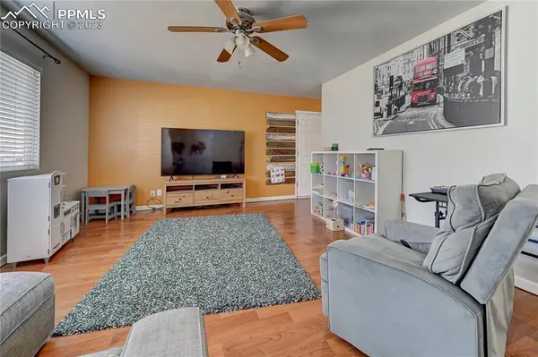 Colorado Springs, CO 80906,1229 Hartford ST