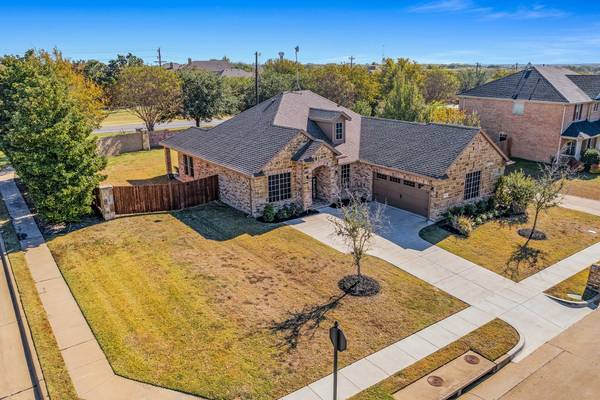 2708 Tea Olive Drive, Glenn Heights, TX 75154