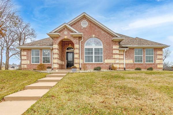 807 Justin Court, Keene, TX 76059