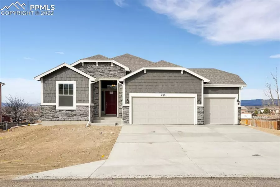 753 S Laurue DR, Pueblo West, CO 81007