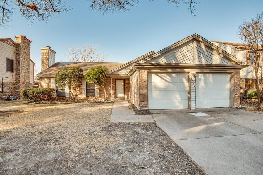 4322 Lorraine Avenue, Grand Prairie, TX 75052