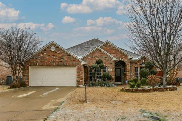 1701 Clover Hill Road, Mansfield, TX 76063