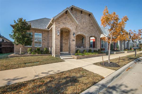 6005 Kessler Drive, North Richland Hills, TX 76180