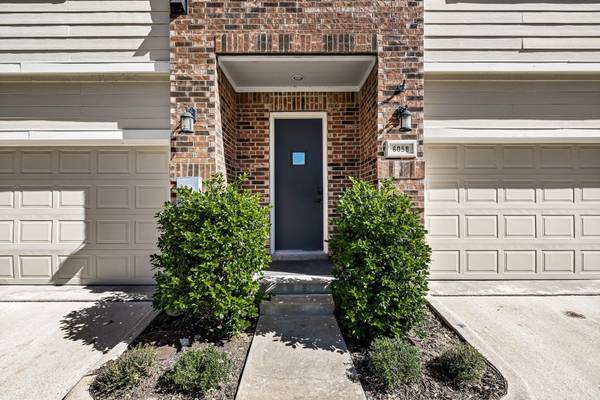 6058 Portrush Drive, Fort Worth, TX 76116