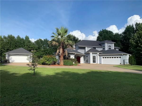 7135 Waterwood Drive, Greenwood, LA 71033