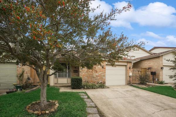 2914 Antares Circle, Garland, TX 75044