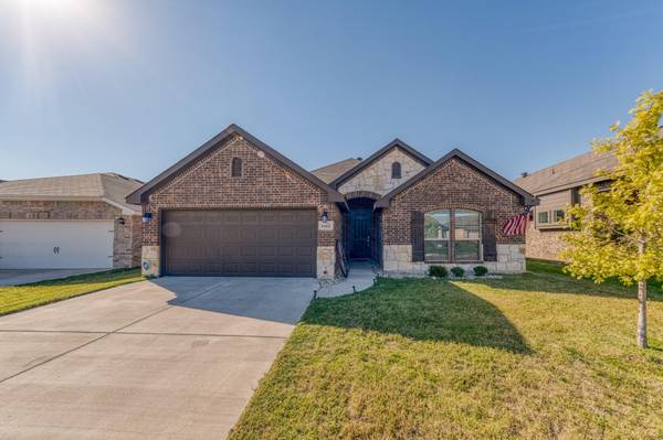 2564 Hadley Street, Weatherford, TX 76087