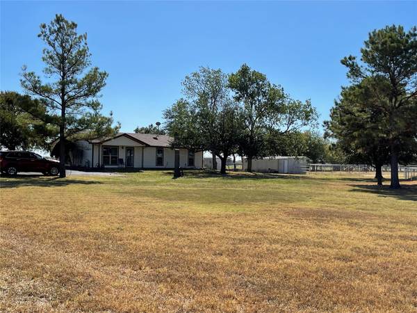 11726 Joe Allen Road, Pilot Point, TX 76258