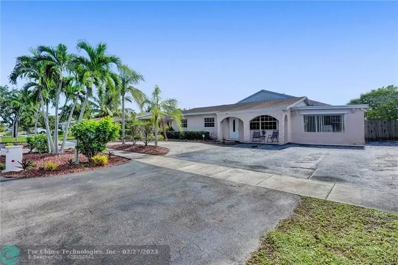 336 NW 7th Ct, Deerfield Beach, FL 33441