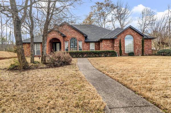 1451 Frostwood Drive, Tyler, TX 75703