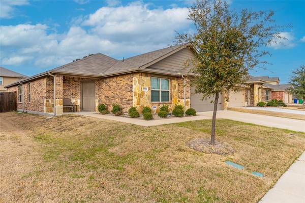 1053 Sewell Drive, Fate, TX 75189