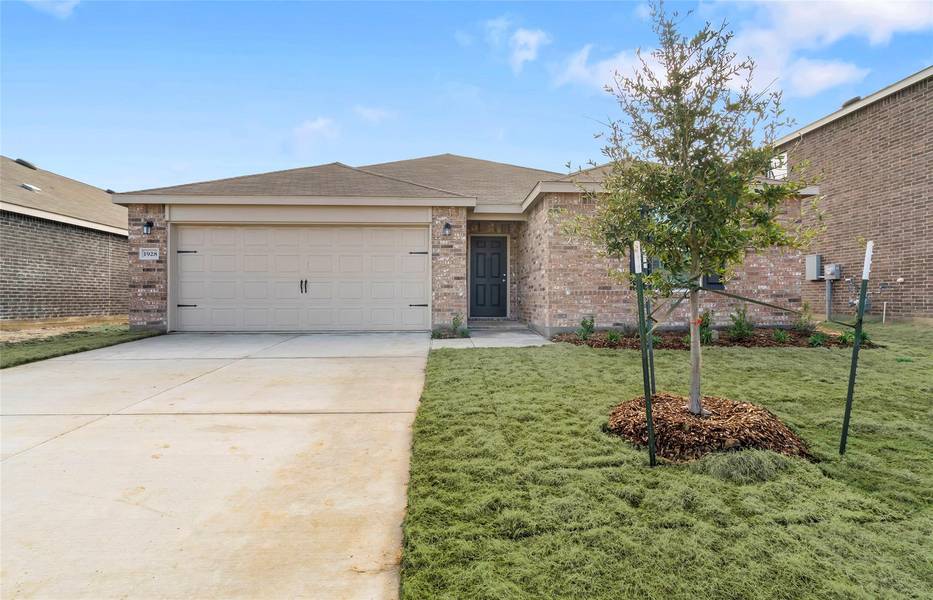 1928 Huisache Street, Royse City, TX 75189