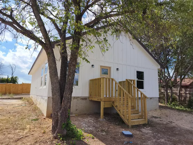 129 Lakeview Street, Whitney, TX 76692