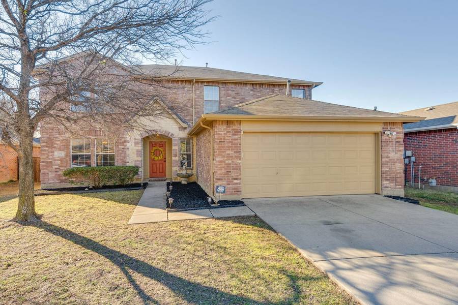 4404 Carriage Lane Circle, Corinth, TX 76208