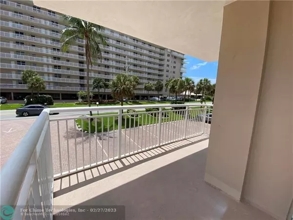 Hillsboro Beach, FL 33062,1050 Hillsboro Mile  #208w