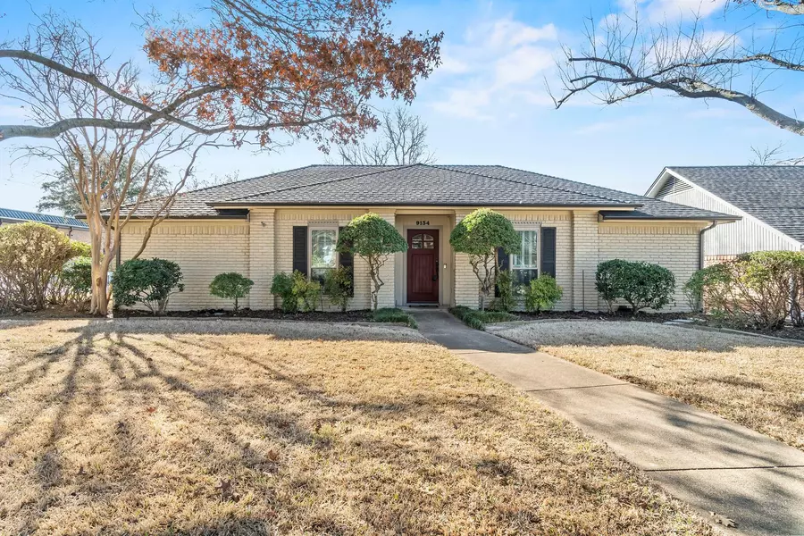 9134 Moss Farm Lane, Dallas, TX 75243