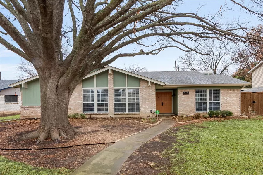 425 Bedford Drive, Richardson, TX 75080