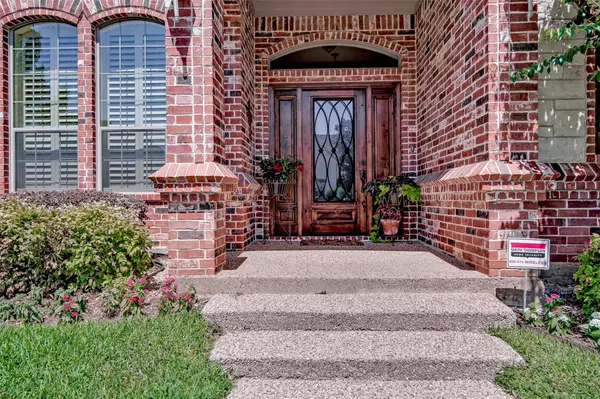 Arlington, TX 76001,2516 Featherstone Court