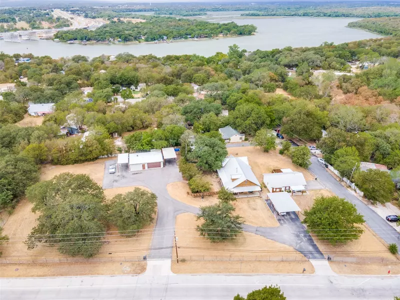 4549 Hodgkins Road, Lake Worth, TX 76135