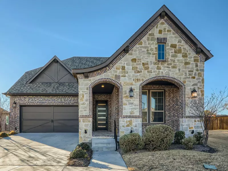 2301 Laguna Drive, Rowlett, TX 75088