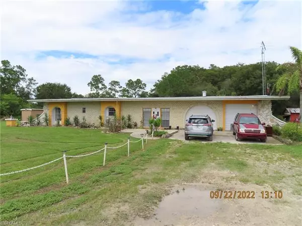 2500 Case RD, Labelle, FL 33935