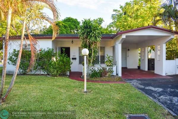 4550 NW 43rd St,  Lauderdale Lakes,  FL 33319