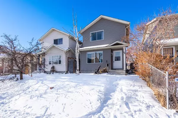 Calgary, AB T3J1Y6,96 Castlegreen Close NE