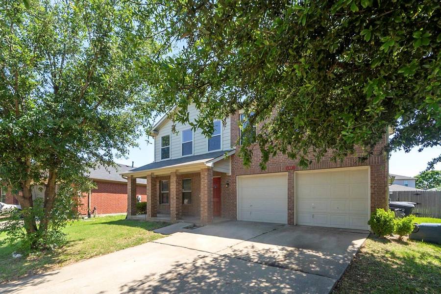 8433 Ranch Hand Trail, Fort Worth, TX 76131