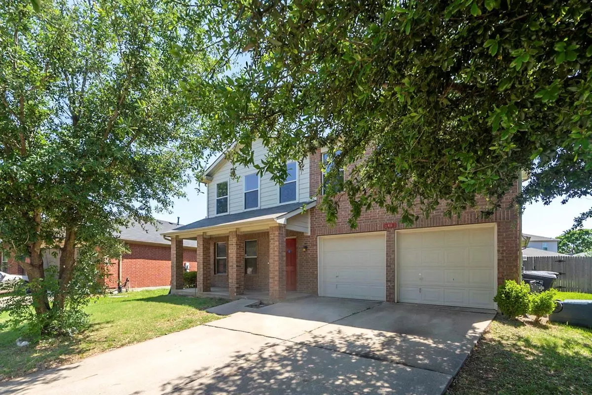 Fort Worth, TX 76131,8433 Ranch Hand Trail