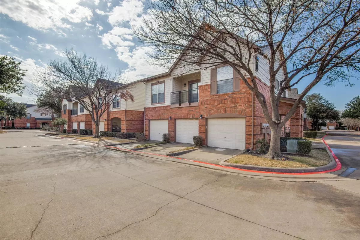 Plano, TX 75093,2524 Preston Road #406