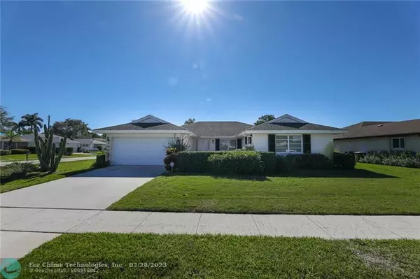 Boynton Beach, FL 33436,10806 Greentrail Dr