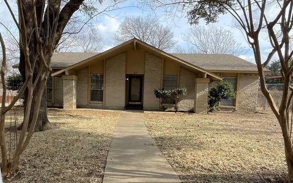 168 Faircrest Drive, Desoto, TX 75115